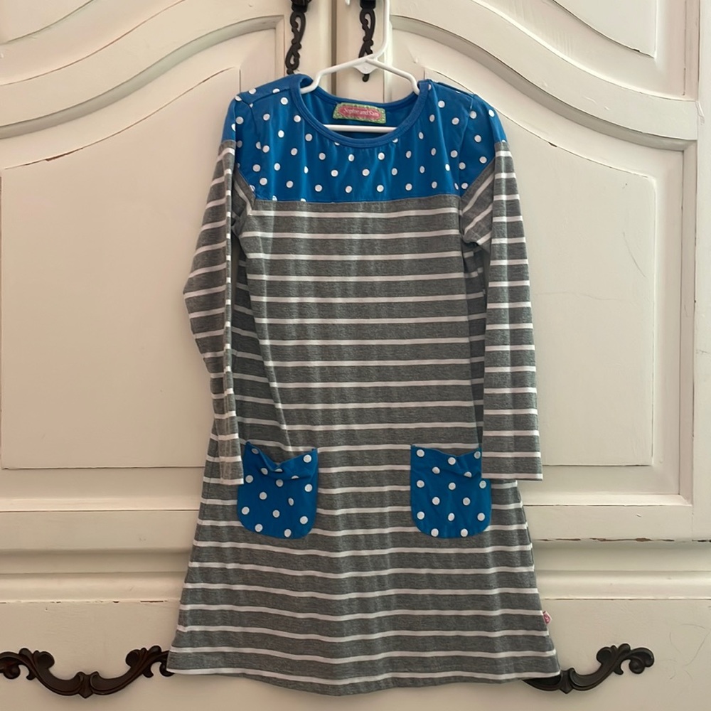 Adorable striped and polka dot dress size 6